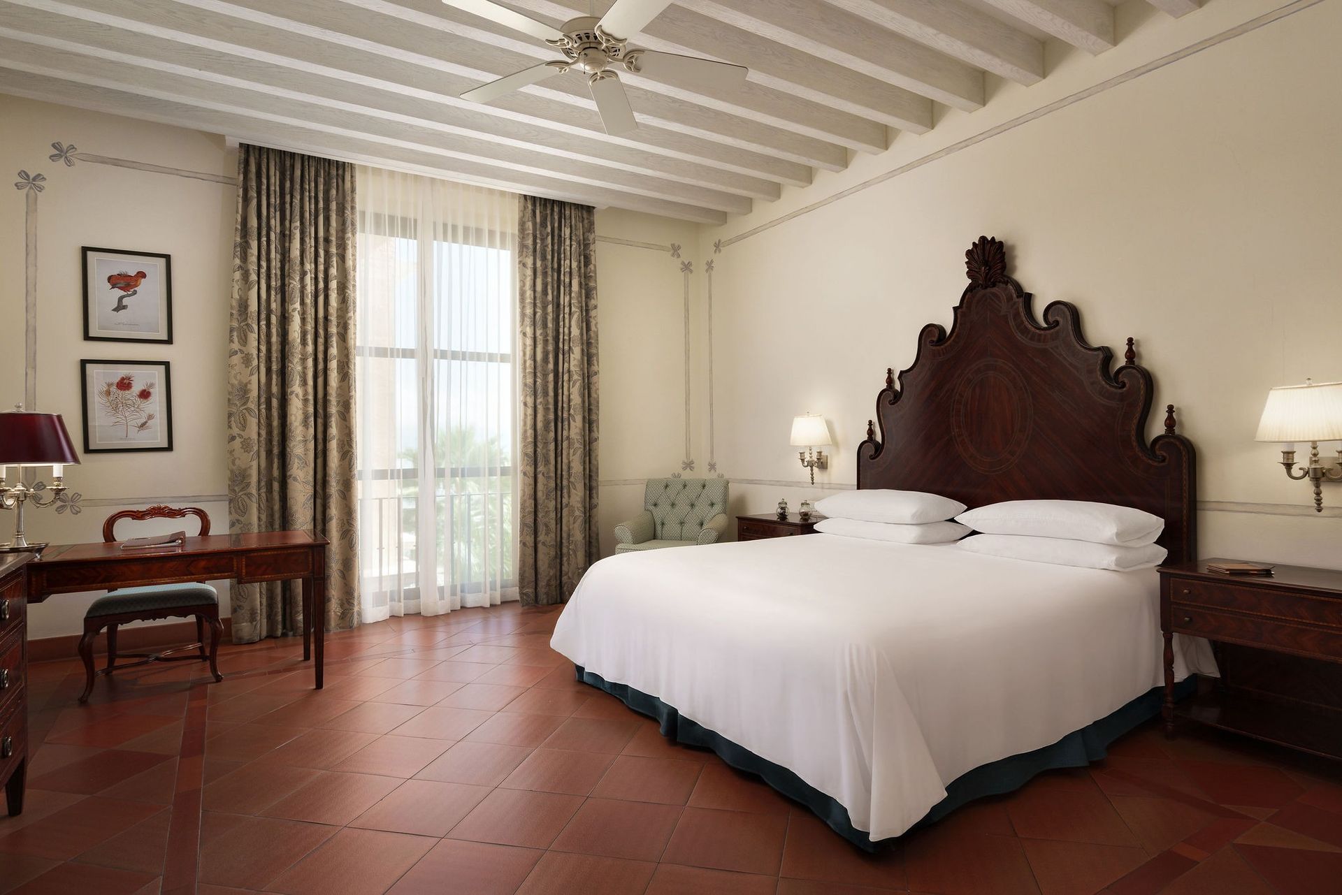 HABITACIÓN SUPERIOR ROOM KING EN HOTEL SOLAR DE LAS ÁNIMAS